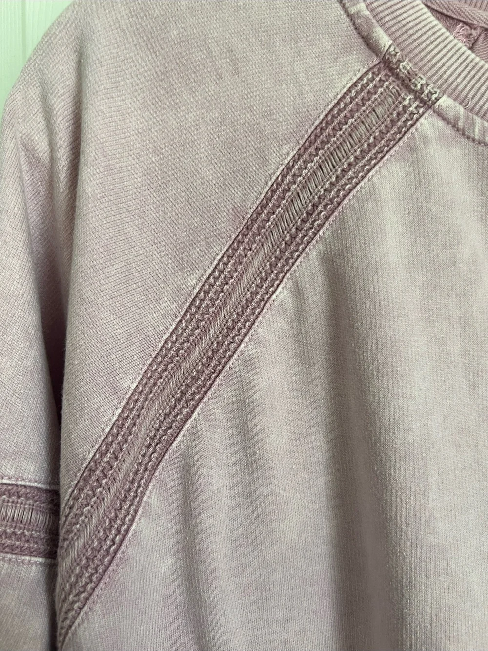 Jane and Delancey Short Sleeve Pullover - Mauve - Picture 2 of 4